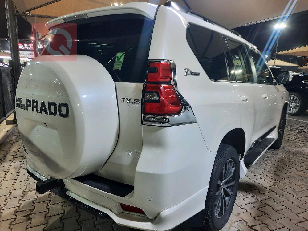 تۆیۆتا لاندكروزر پرادۆ